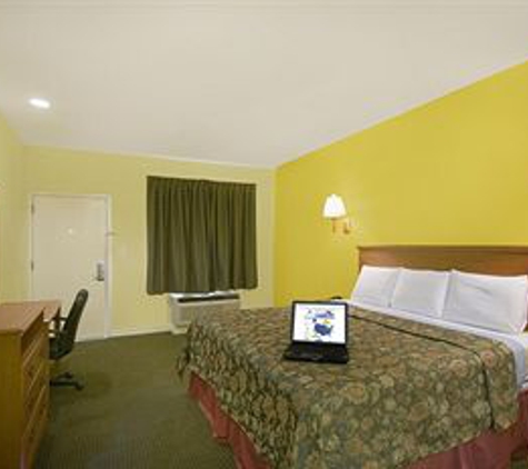 Americas Best Value Inn - Bedford, TX