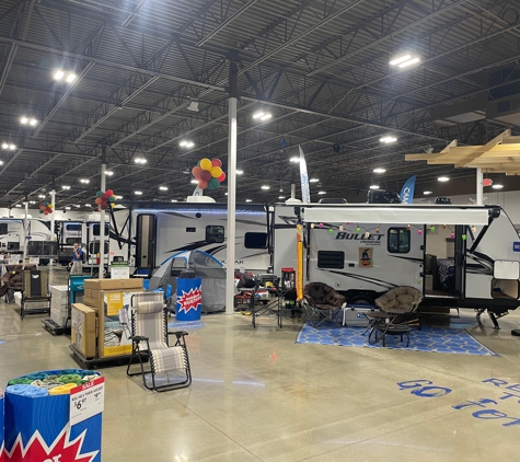 Camping World RV Sales - Springfield, IL