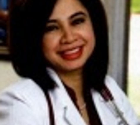 Arbor Green Family Medicine: Hania Alaidroos, MD - Dallas, TX