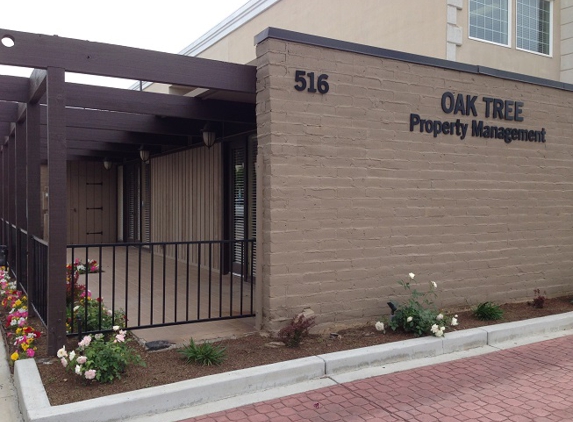 Oak tree property management - Clovis, CA