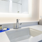 Holiday Inn Express & Suites Bastrop by IHG