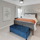 Redwood Whitestown - Apartments