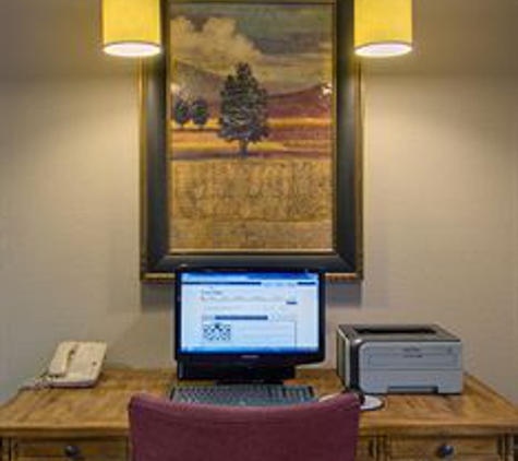 Baymont Inn & Suites - Lakewood, CO