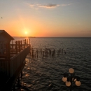 Harbour Master Suites - Hotels
