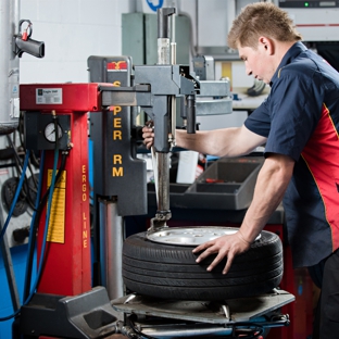 Tyrepower Moe - Moe, VIC. Tyre change