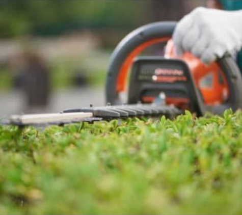 Scotty's Mowing and Garden Maintenance - Glenroy, VIC