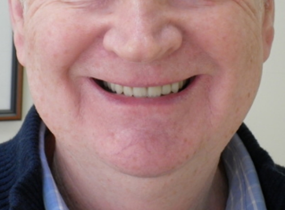 Balwyn Denture Clinic - Balwyn, VIC