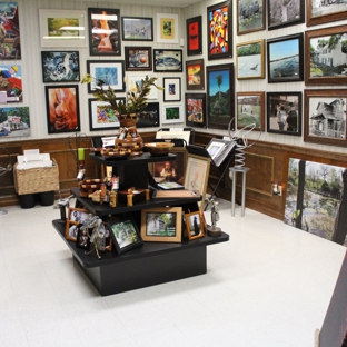 McPhee's Art & Gift Shop, Inc - Hebron, KY