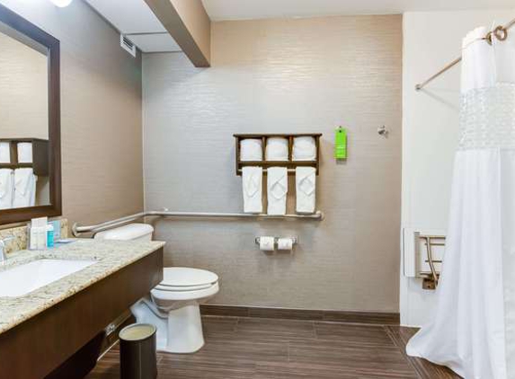 Hampton Inn Bellevue / Nashville-I-40 West - Nashville, TN