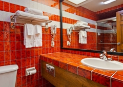 Best Western Pine Tree Motel 12018 Central Ave, Chino, CA 91710 ...