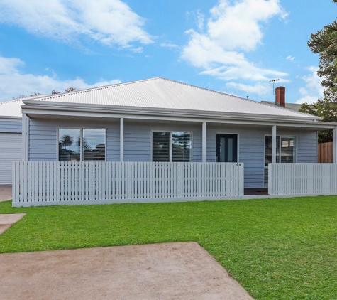 TOM TAYLOR BUILDING - Port Fairy, VIC