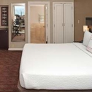 Washington Courtyard - Motels