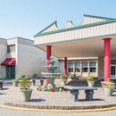 Ramada by Wyndham Grand Forks - Hotels