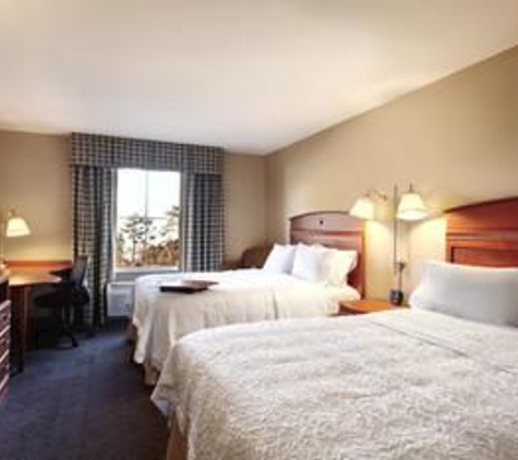 Hampton Inn & Suites Mystic - Mystic, CT