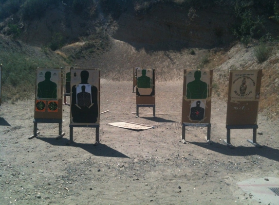 Oak Tree Gun Club - Newhall, CA