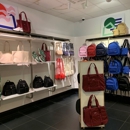 Lacoste Seattle Outlet - Clothing Stores