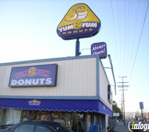 Yum-Yum Donuts - North Hollywood, CA