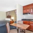 Days Inn by Wyndham Arlington Pentagon - Motels