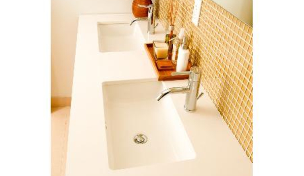 Deluxe Bathrooms & Tile Centre - Nunawading, VIC