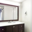 Hawthorn Suites by Wyndham Dallas Love Field Airport - Hotels