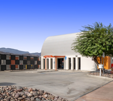 Public Storage - Palm Springs, CA