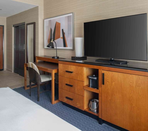 DoubleTree by Hilton Hotel San Francisco Airport - Burlingame, CA