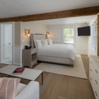 Huntting Inn