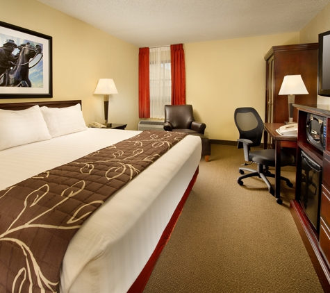 Drury Inn & Suites St. Joseph - Saint Joseph, MO