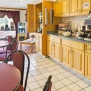 Super 8 by Wyndham Canonsburg/Pittsburgh Area - Motels