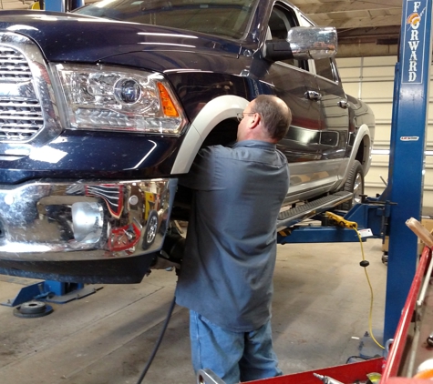 Anderson Alignment Service LLC - Hutchinson, KS