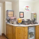 Super 8 by Wyndham Santa Barbara/Goleta - Motels