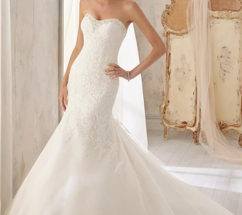 Elegance Wedding & Evening Wear - Highland, IN