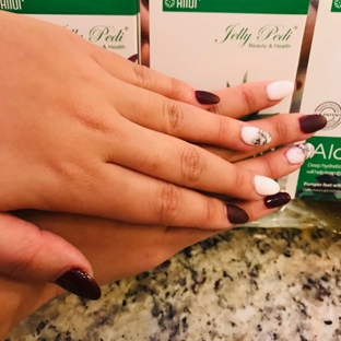 Deluxe Nail & SP - Cypress, TX