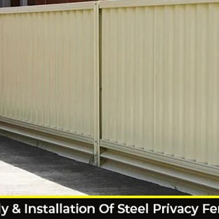 Cut Price Fencing Supplies - Carrara, QLD. Supply & Installation Of Steel Privacy Fencing