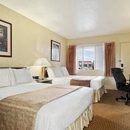 Travelodge by Wyndham Everett City Center - Hotels