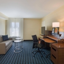 Fairfield Inn & Suites - Hotels