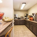 Days Inn by Wyndham Yadkinville - Hotels