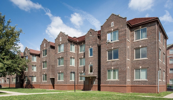 Brownstone Apartments - Indianapolis, IN