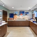 Holiday Inn Express Alpharetta - Roswell by IHG