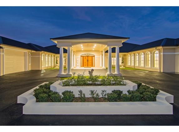Downs Designer Homes Pty Ltd. - Middle Ridge, QLD