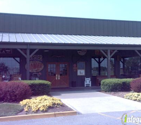 Cracker Barrel Old Country Store - Fenton, MO