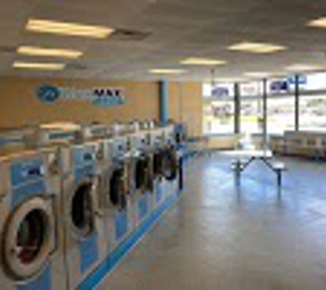 Wavemax Laundry - Lansing, MI