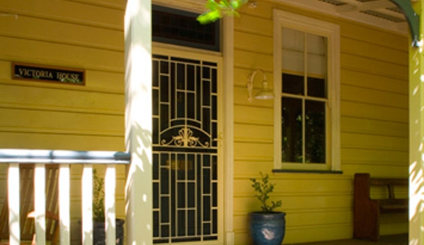 Suburban Security Screens - Currumbin Waters, QLD. Heritage Windows and Doors Screens