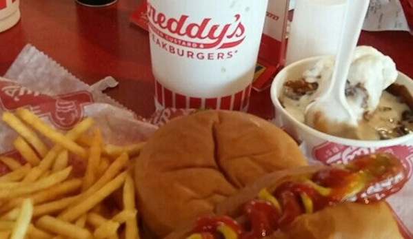 Freddy's Frozen Custard & Steakburgers - Waterloo, IA