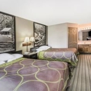 Super 8 by Wyndham Clinton - Hotels