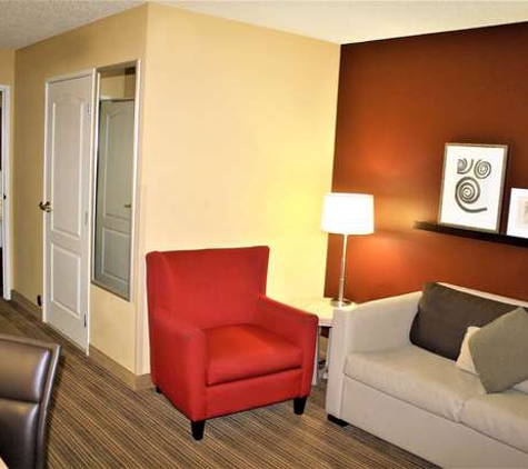 Country Inns & Suites - Saint Paul, MN