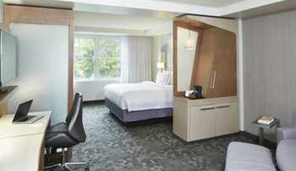 Courtyard by Marriott - Lake George, NY