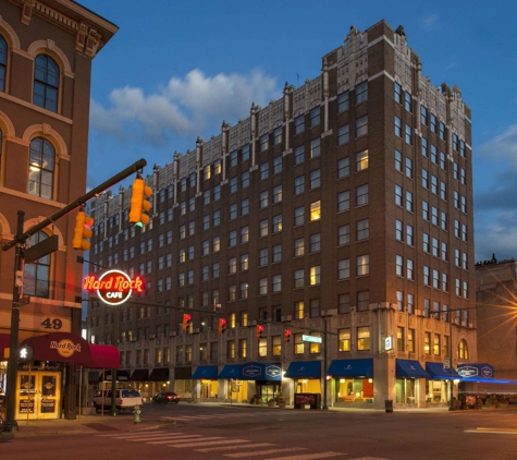 Hampton Inn Indianapolis Downtown Across from Circle Centre - Indianapolis, IN