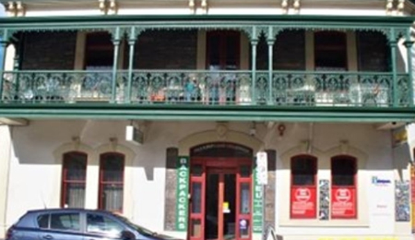 Adelaide's Shakespeare Backpackers International Hostel - Adelaide, SA