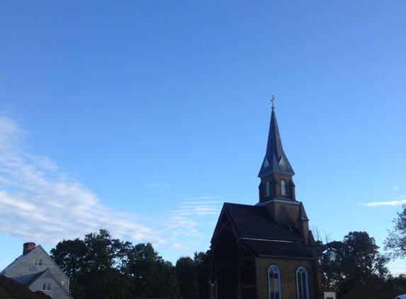 Holy Cross Church - Rumson, NJ